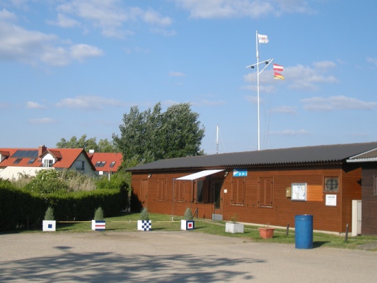 2012 Vordachbau 3